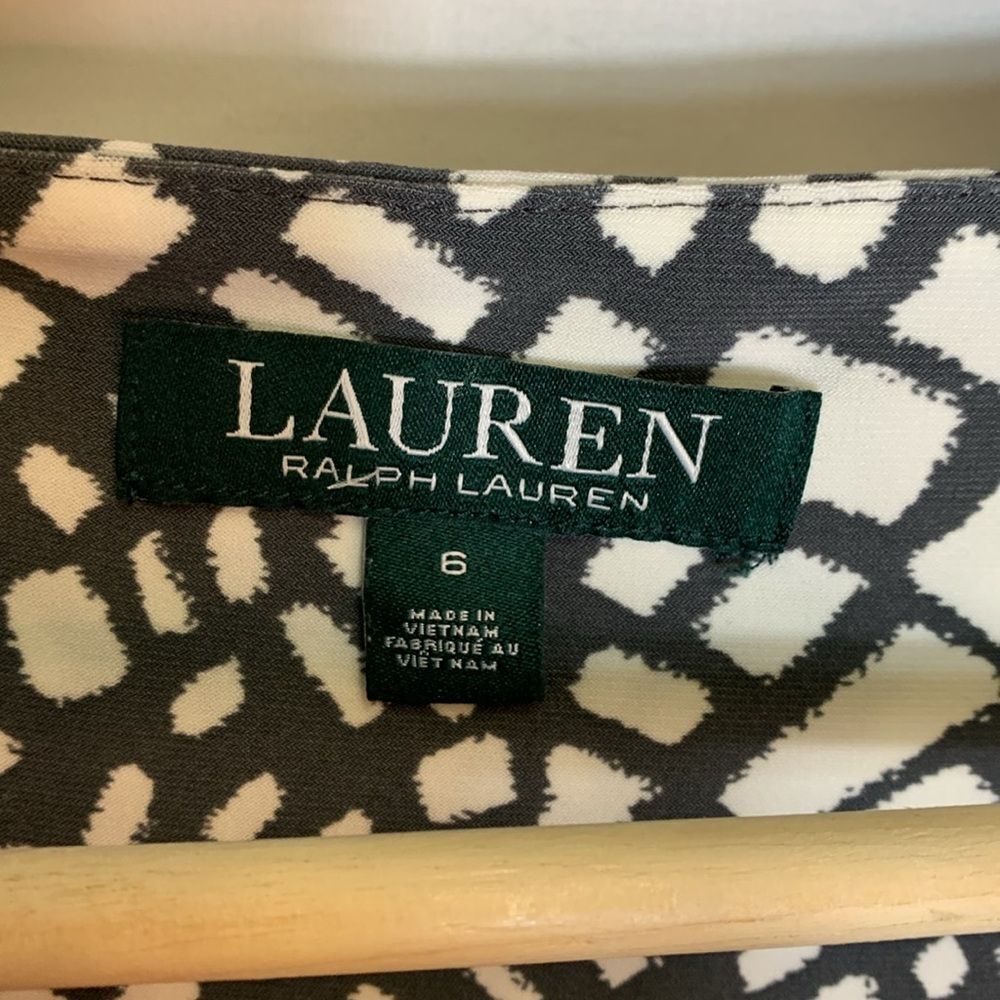 Lauren Ralph Lauren Ivory Gray Geo Print Faux Wrap Ruched Midi Dress Size 6 - Picture 8 of 14